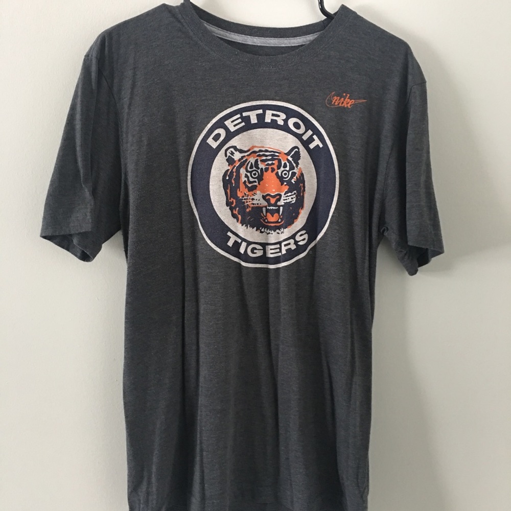 Detroit Tigers Nike Tee 🖤SALE🖤